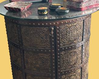 This item is available (ROUND CABINET)  for PRESALE.  Please text photo to 760-668-0554 to purchase.  We accept Zelle