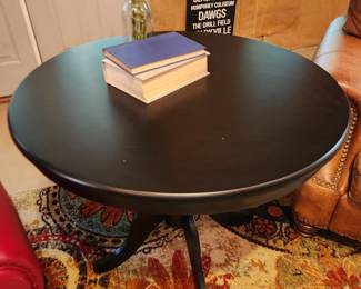 Pedestal Table