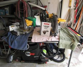 Saw stop saw with cabinet 