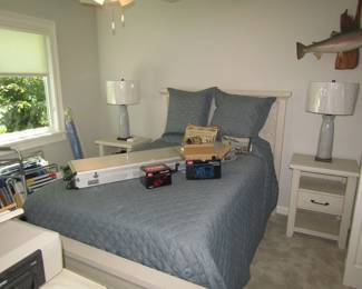 Nice queen bedroom set