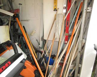 Hand/yard tools
