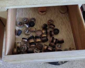 eye shadows un opened