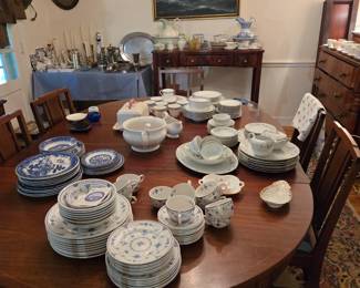 Solid Dining room set 