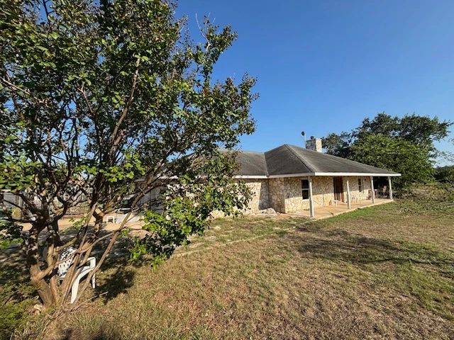 Shelley Duvall's ranch home
