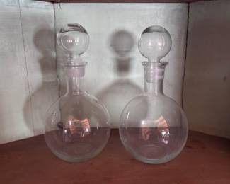 Pair of decanters