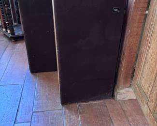 Pair of JBL speakers