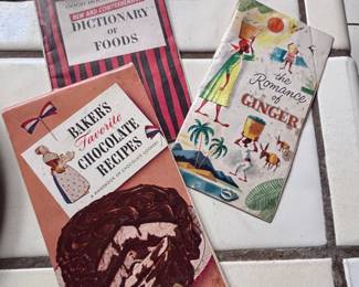 Cool retro recipe pamphlets 