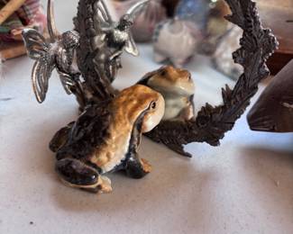 Frog in fairy mirror