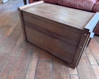 Storage chest
