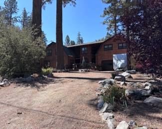 Grand Old Log Cabin 