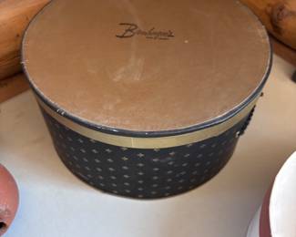 Hat box