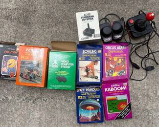 KKS066 Vintage Atari 2600 Games in Original Boxes And Joysticks