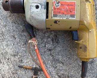 KKS010 Vintage Black & Decker Electric Power Drill Model 7004 Type 1