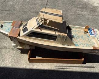 KKS083 Scratch Built Wooden fly bridge Cruiser Model Boat