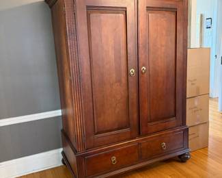 $500 - picture 1 of 2 - Ethan Allen British Classics TV armoire