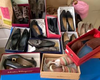 Nice vintage shoes, some never worn. A few modern pairs as well. All size 7 or 7.5