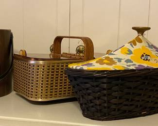 Always look up to find neat vintage items.!