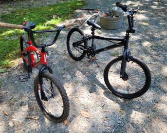 used dirt bikes - probably needs tires