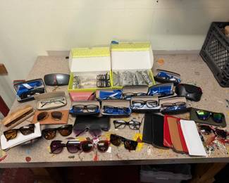 Sunglasses & Readers
