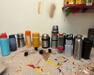 Thermoses & Bottles