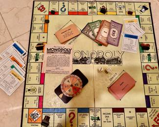 Vintage Monopoly Gsme