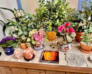 Floral arrangements 