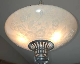 GILL GLASS SHADE