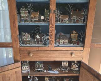 DEPARTMENT 56 DICKENS CHRISTMAS VILLAGE