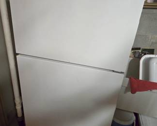 HAIER REFRIGERATOR