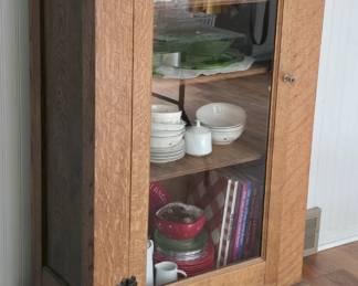 ANTIQUE OAK CABINET