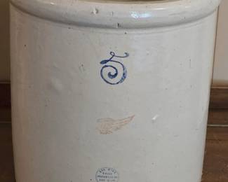 5 GALLON RED WING ROUND STAMP CROCK