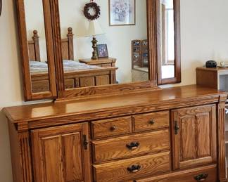 Beautiful oak dresser