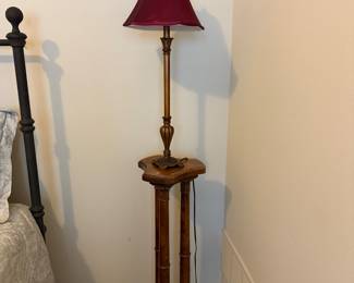 Plant stand and Lamp
