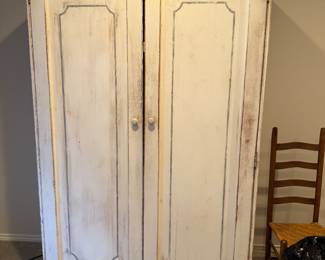 Armoire
