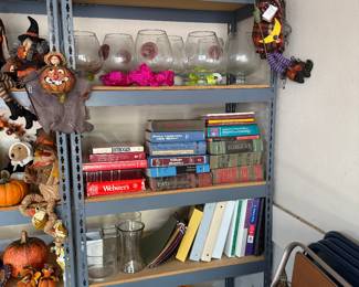 Vases, Books, Office supplies, Holiday