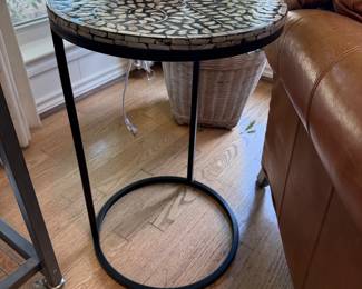 End table