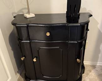 Nightstand 