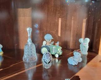Collectibles, trinkets, statuettes, Precious Moments, Snow Babies