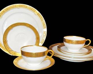 22KT Gold White Nobless Dinnerware