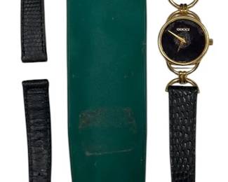  003 AUTHENTIC Gucci Womens Watch, Black  Gold Dial 6000.2.L