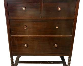 Luce Furniture Chest Of Drawers With Dove Tail Drawers
