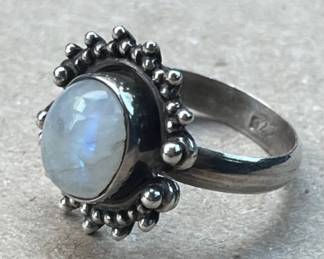 Sterling Silver & Moonstone Ring Size 8.5, 6.45g