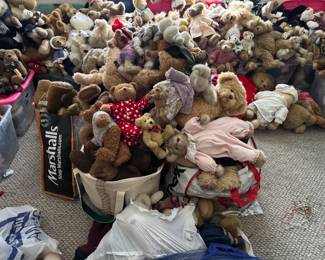 Boyds and other bears 