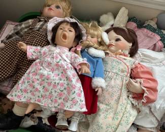 Porcelein dolls 