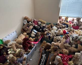 Boyds and other bears 