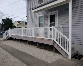 Vinyl railing
