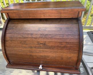 Fine Wooden Roll Top Curio