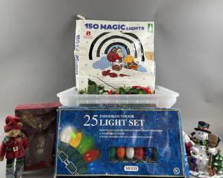 Lot 353 - Variety of Christmas Decor