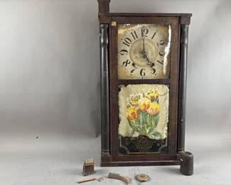 Lot 431 - 1wt O’Gee Antique Clock