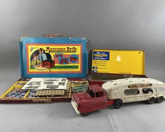 Lot 356 - Gilbert 1959 Erector Set, Tin Truck & More